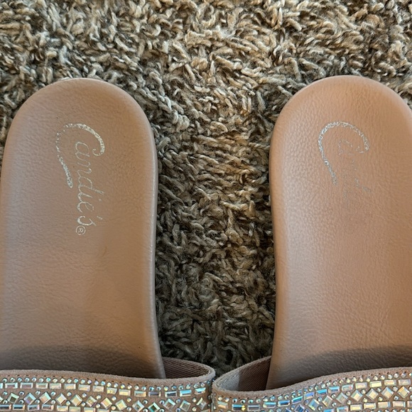 Candies bedazzled sandals - Picture 2 of 8